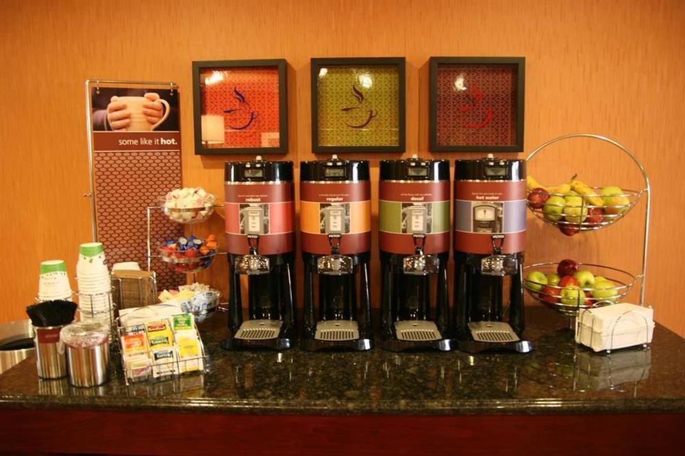 Hampton Inn Muscatine Restoran foto